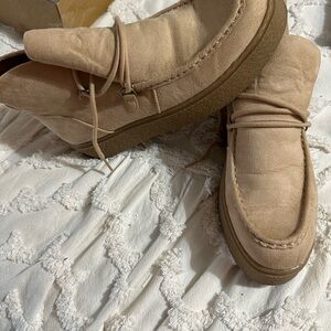 Beige Platform Women's Moccasin Boots